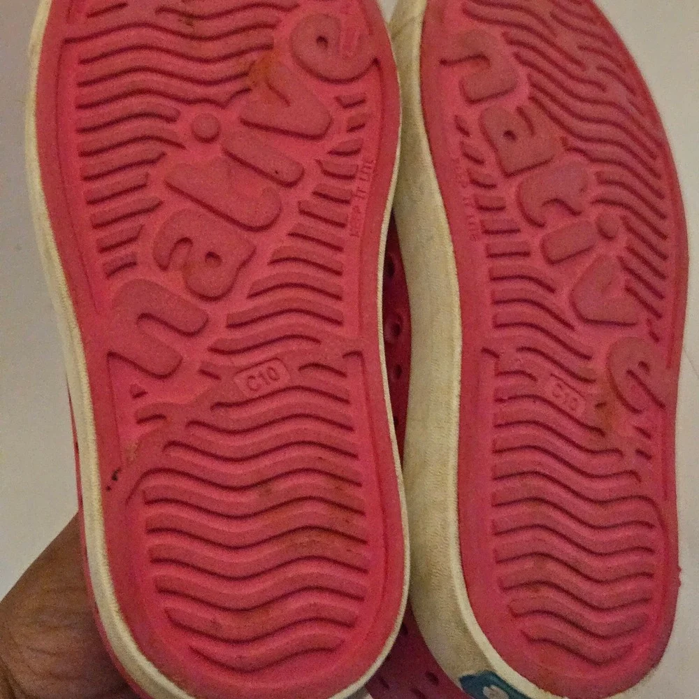 Native Jefferson Kids Pink Perforated Slip On Sneakers Shoes Size C10
